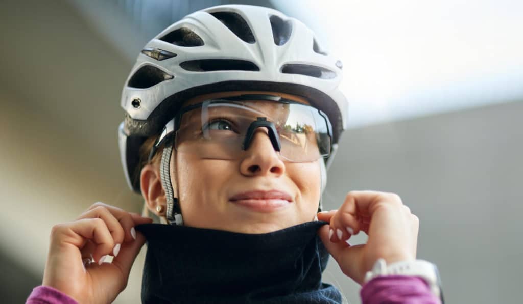 Monturas para actividades deportivas