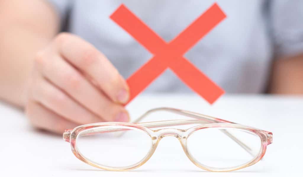 evitan usar sus lentes