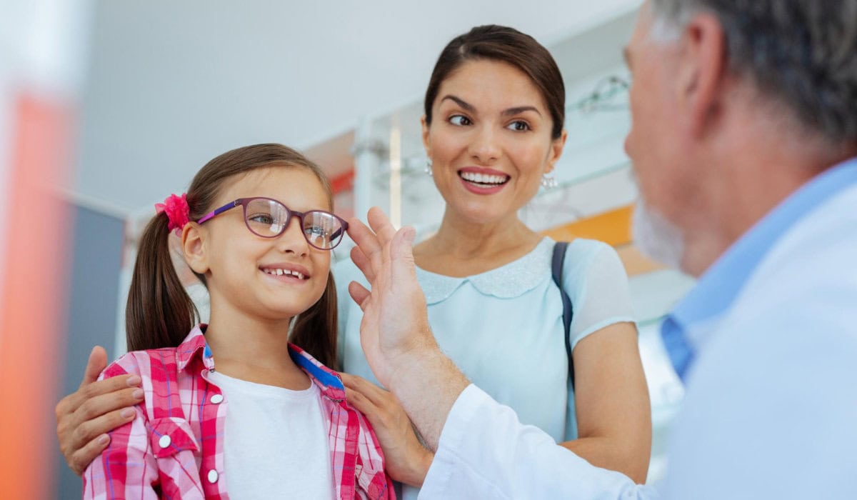 ¿Qué son los lentes hipoalergénicos y por qué son ideales para niños?